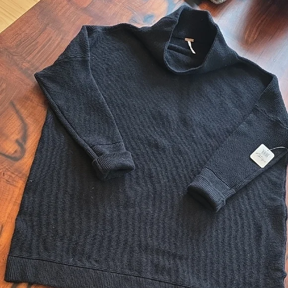Free People ❤️Women's Black Turtleneck Sweater❤️NWT❤️SZ S❤️ - Picture 3 of 6